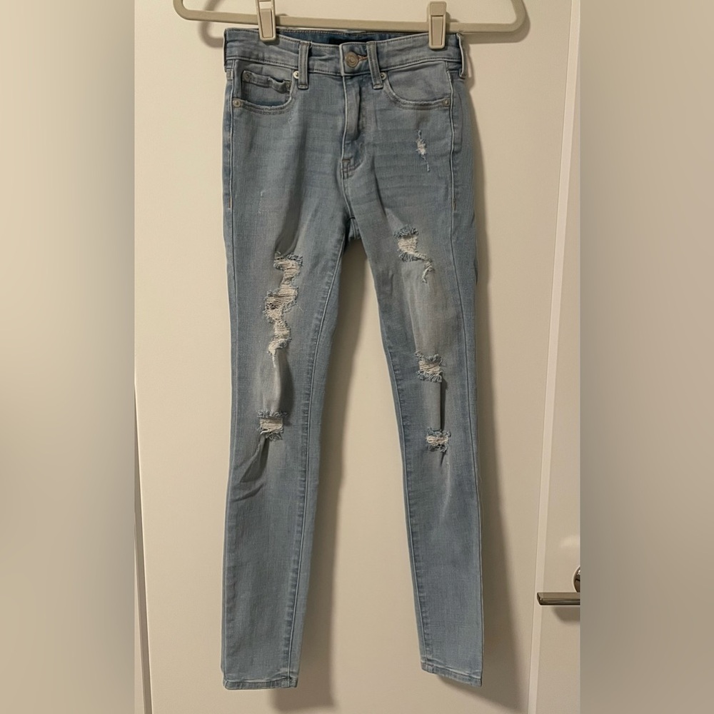 Aeropostale High Rise Jegging, Distressed Light Wash, Size 00